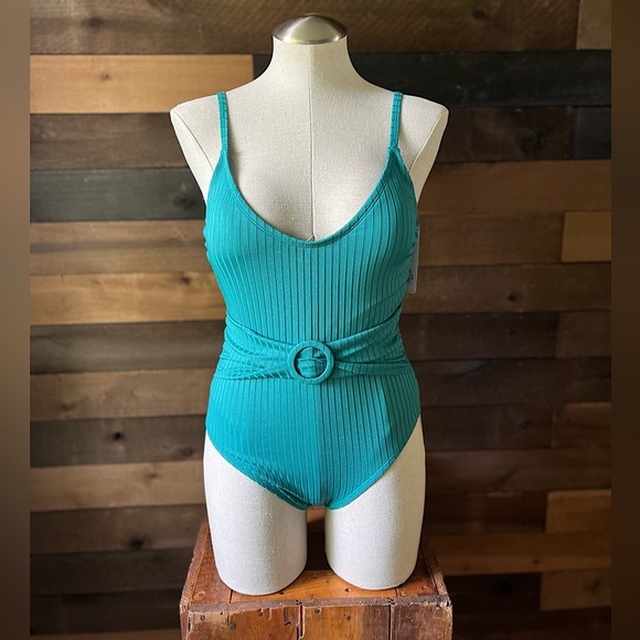 fresh water Other - NWT Women's Freshwater O-Ring V Neck One-Piece Swimsuit